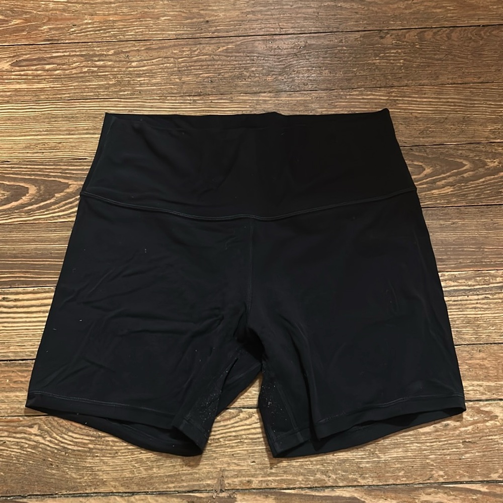 Lululemon High rise align short - 6in